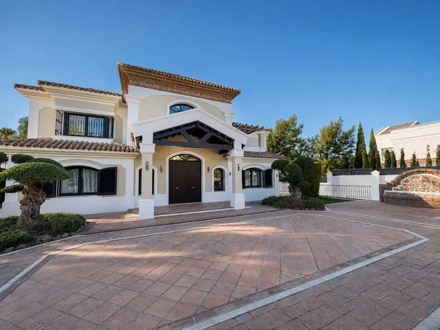 Villa in Los Flamingos, Costa Del Sol