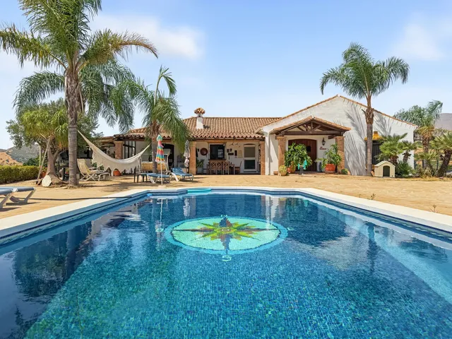 Villa in Casares, Costa Del Sol
