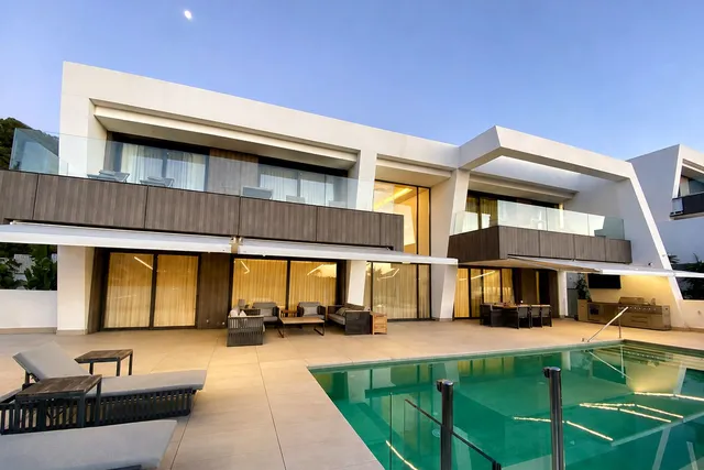 Villa in El Paraiso, Costa Del Sol