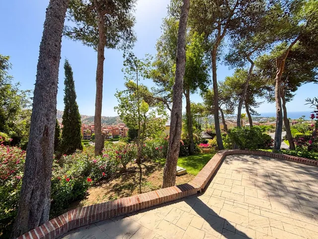 Villa in Hacienda Las Chapas, Costa Del Sol