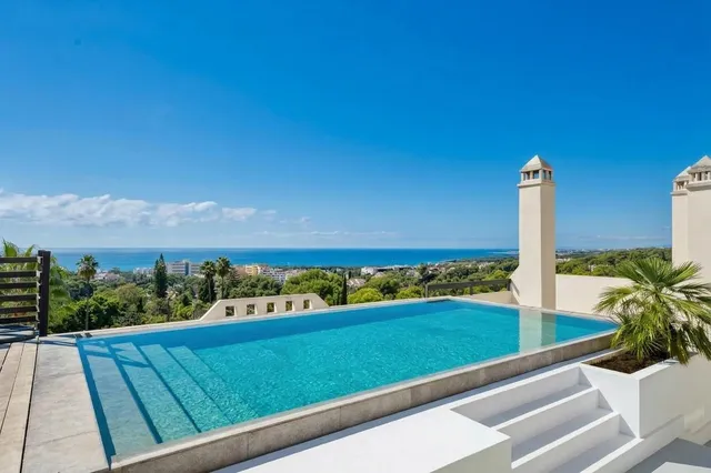 Apartment in Marbella, Costa Del Sol