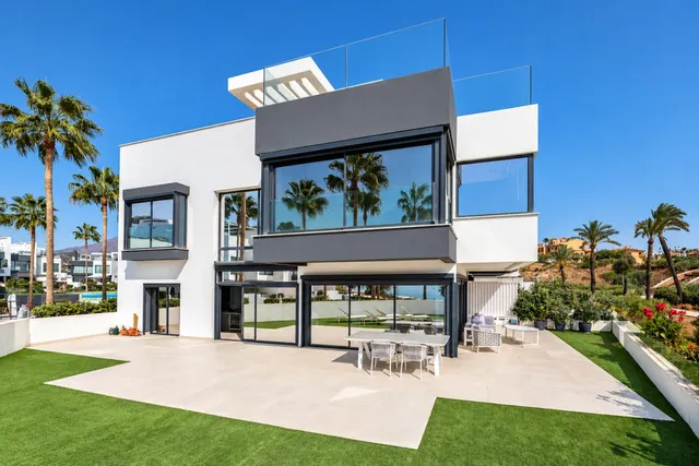Villa in Estepona, Costa Del Sol