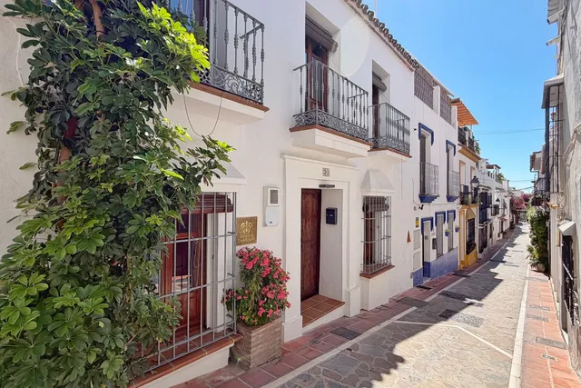 Villa in Marbella, Costa Del Sol