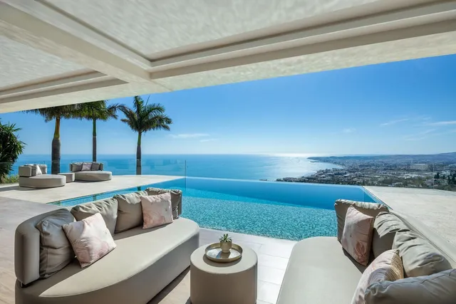 Villa in Benalmádena, Costa Del Sol