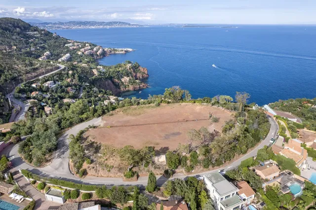 Land in Theoule sur Mer, French Riviera