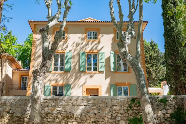 Apartment in Aix En Provence, Provence - Var