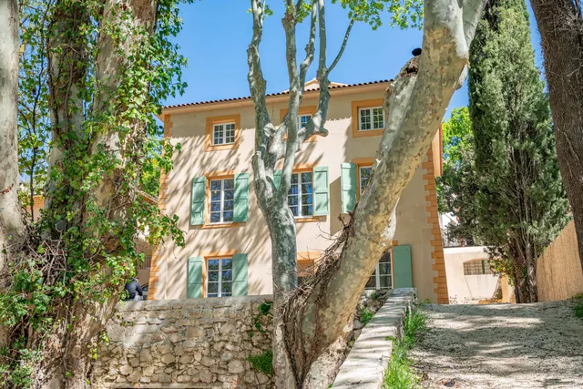 Apartment in Aix En Provence, Provence - Var