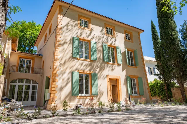 Apartment in Aix En Provence, Provence - Var