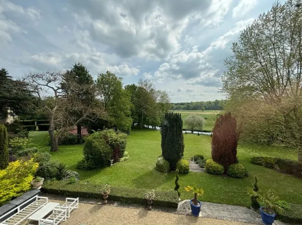 Villa in Chantilly, Paris