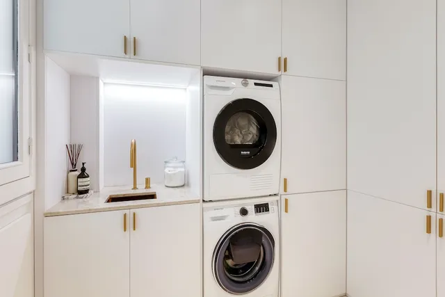 Apartment in 16th (Trocadéro - Etoile - Passy), Paris