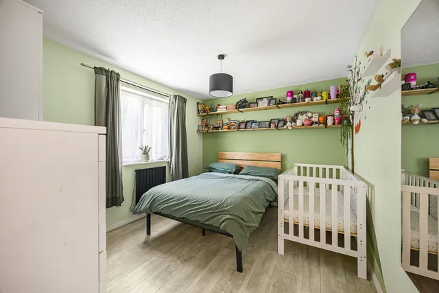 15 Faygate Way, Reading RG6 4DA