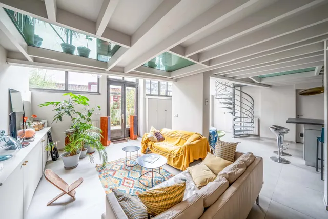 Apartment in 14th (Montparnasse), Paris
