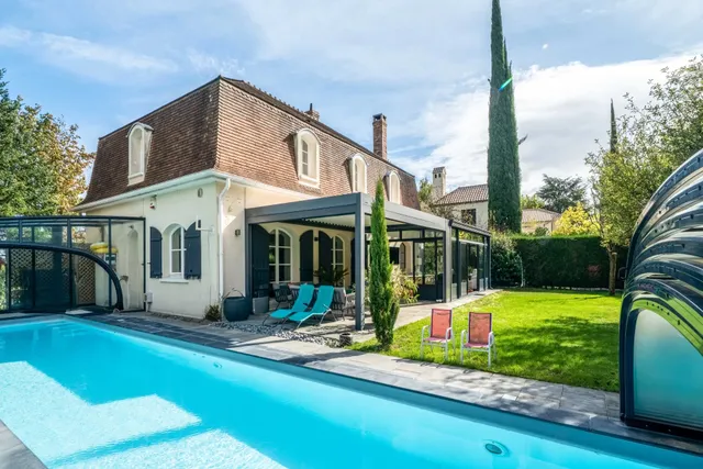 Villa in Garches, Paris