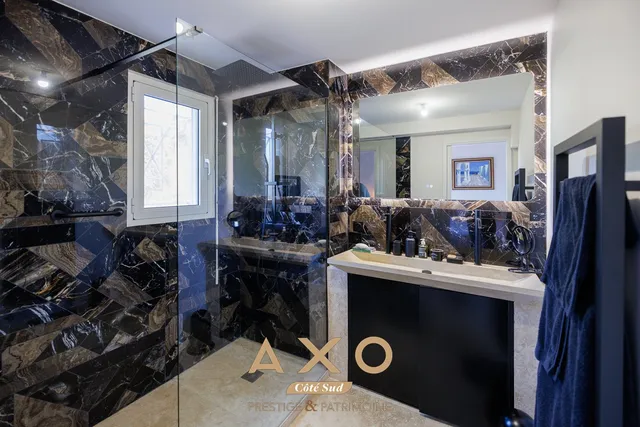 Apartment in Aix En Provence, Provence - Var