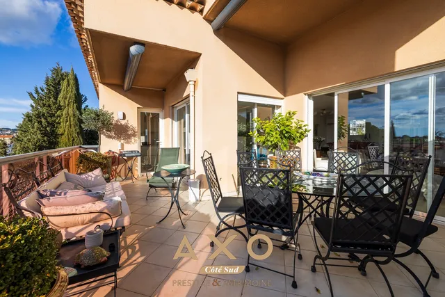 Apartment in Aix En Provence, Provence - Var