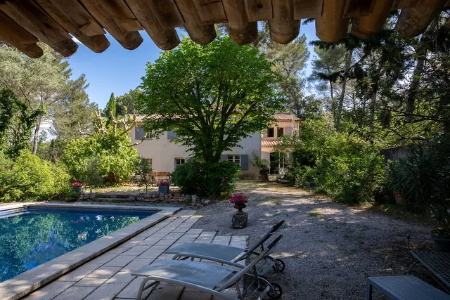 Villa in Luynes, Provence - Var