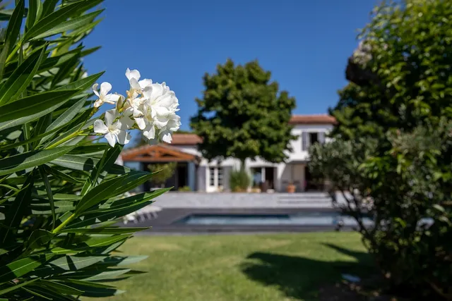 Villa in Aix En Provence, Provence - Var