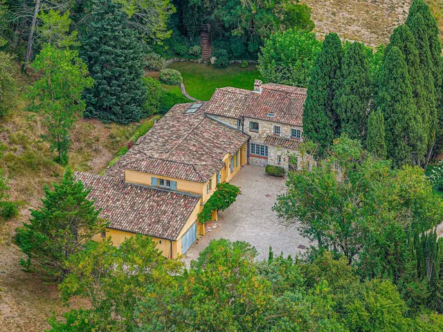 Villa in Chateauneuf Grasse, French Riviera