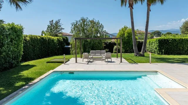 Villa in Mouans Sartoux, French Riviera