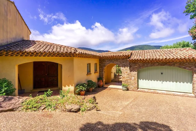Villa in Cavalaire Sur Mer, Provence - Var