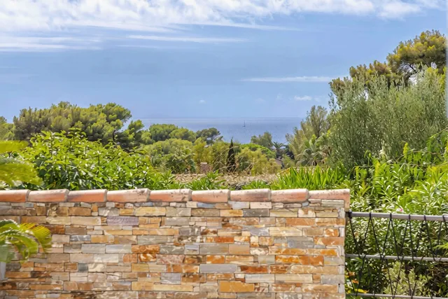 Villa in Sanary Sur Mer, Provence - Var