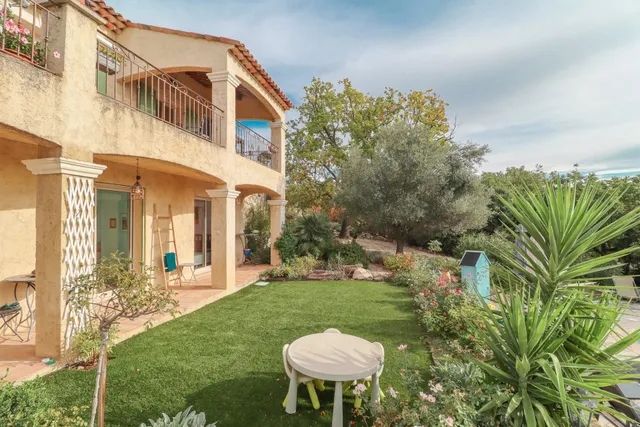 Villa in Mons, Provence - Var