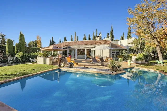 Villa in Bouc Bel Air, Provence - Var