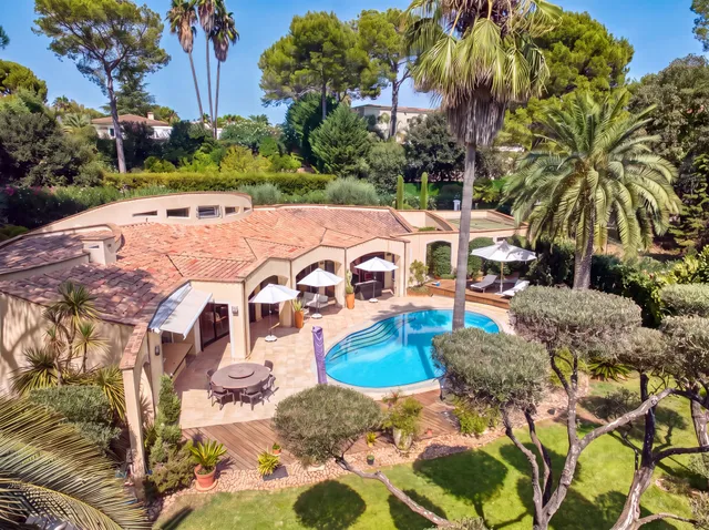 Villa in Mougins, French Riviera