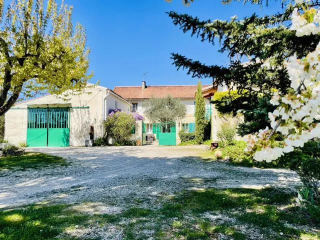 Estate in St Romain En Viennois, Provence - Var