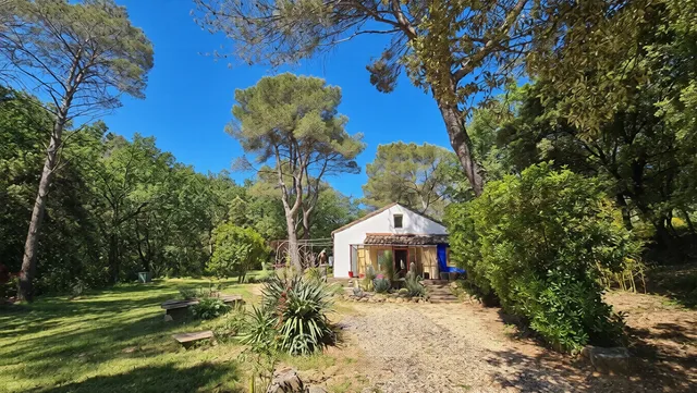 Villa in Uzes, Provence - Var