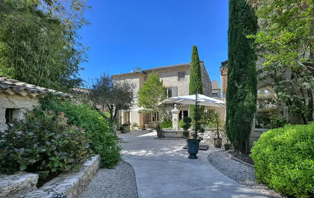 Villa in Uzes, Provence - Var