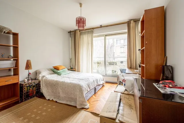 Apartment in 16th (Trocadéro - Etoile - Passy), Paris