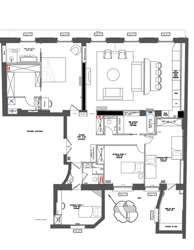 Apartment in 16th (Trocadéro - Etoile - Passy), Paris