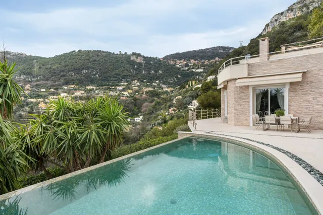 Villa in Beausoleil, French Riviera