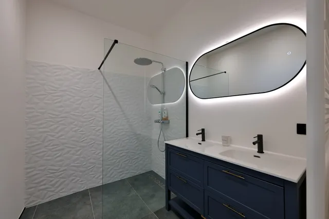Villa in Nimes, Provence - Var
