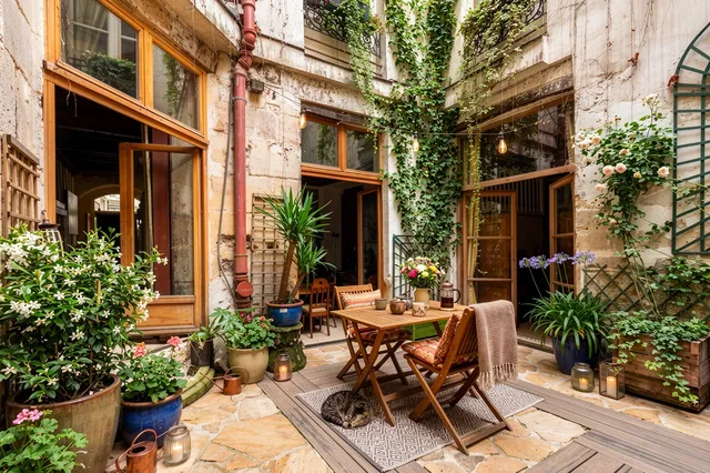 Apartment in 5th (Latin quarter - Mouffetard), Paris