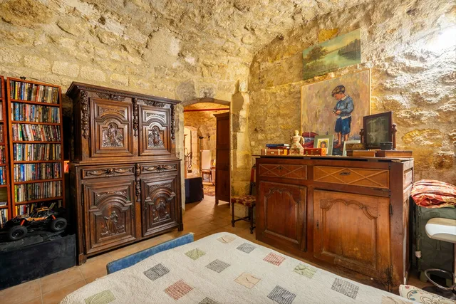 Apartment in 5th (Latin quarter - Mouffetard), Paris