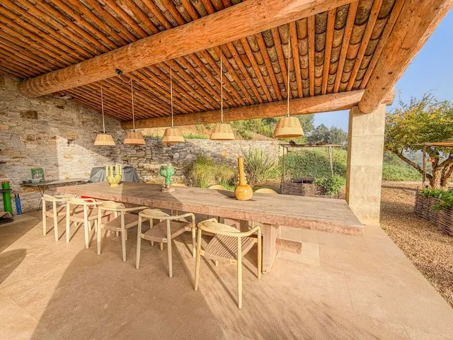 Villa in La Mole, French Riviera