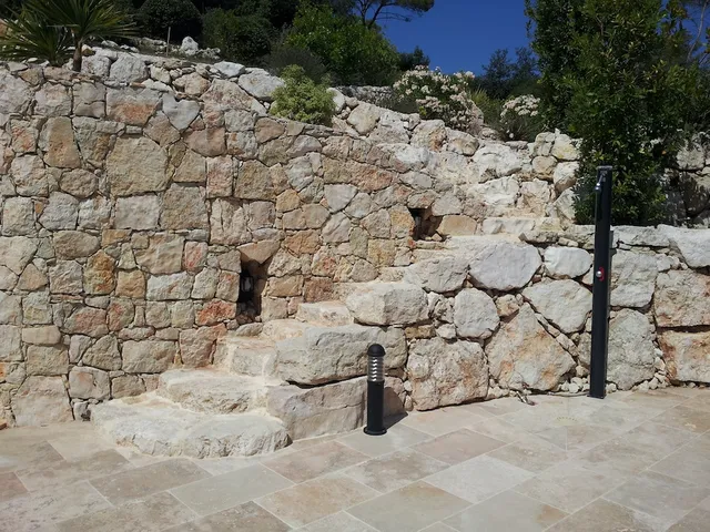 Villa in Roquefort Les Pins, French Riviera