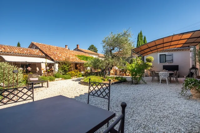 Villa in Loriol Du Comtat, Provence - Var