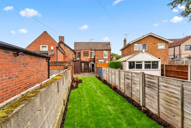 23 Belper Road, Derbyshire DE7 6GY