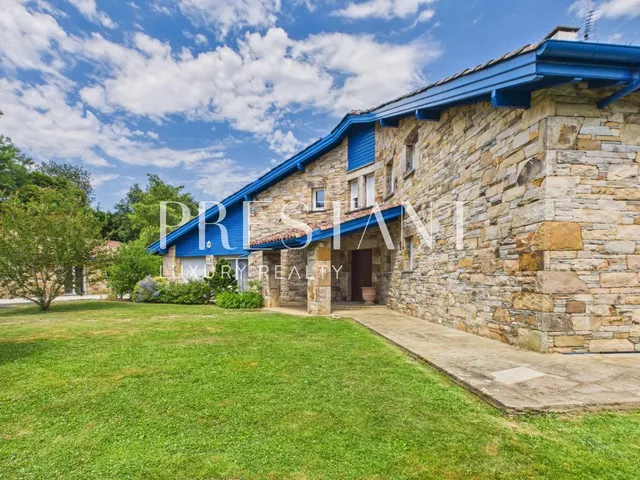 EXCEPTIONAL PROPERTY IN THE HEART OF THE BASQUE COUNTRY