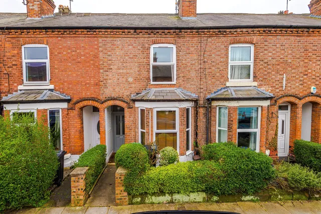 18 Gladstone Avenue, Chester CH1 4JU