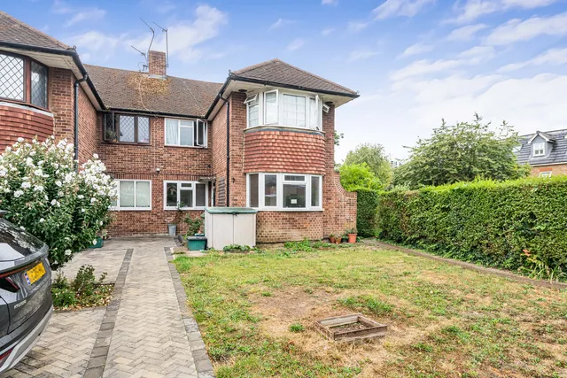 3 Betchworth Close, Sutton SM1 4NR