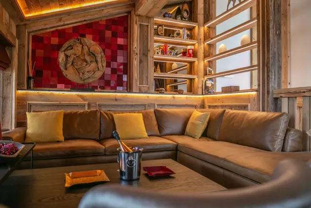 Prestigious Alpine Chalet – Contemporary Elegance & Wellness Sanctuary in Courchevel 1850
