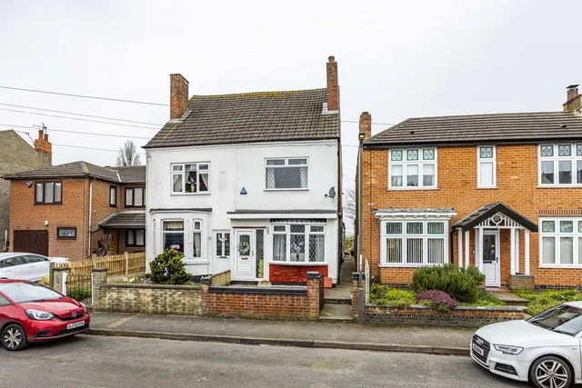 19 Newdigate Street, West Hallam DE7 6GZ