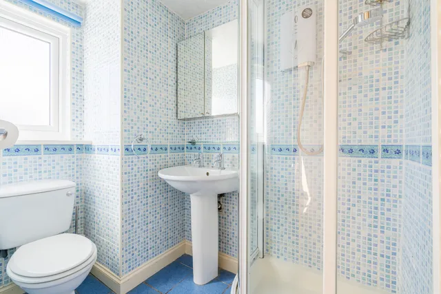 30 Hazelwood Close, Kidderminster DY11 6LN