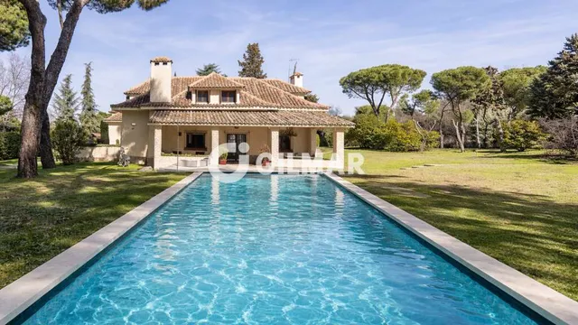 Villa in POZUELO DE ALARCÓN, Madrid
