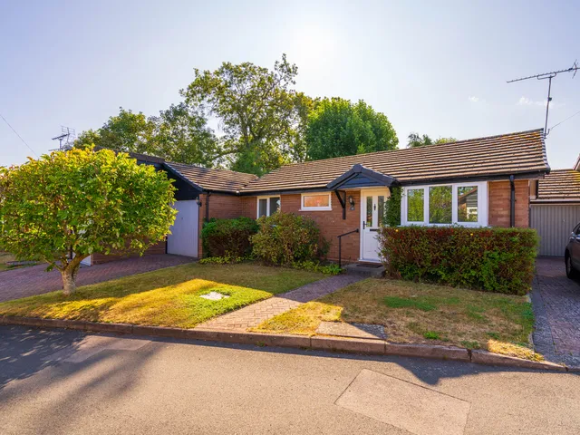 19 Court Close, Kidderminster DY11 5YZ