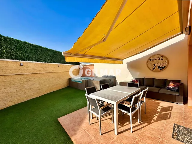 Semi-detached house in COSTA ADEJE, Santa Cruz de Tenerife